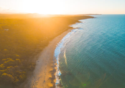 Traveling to Agnes Water in a caravan - coral and co